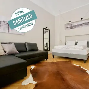 creative-apartment-steindl-str-parliament.inbudapesthotels.com/