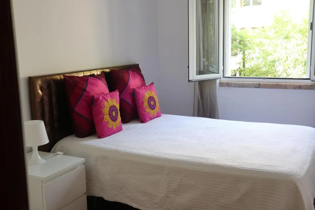 Sun House Belem - Free Parking And View Tower Apartment Lisbon Portugal