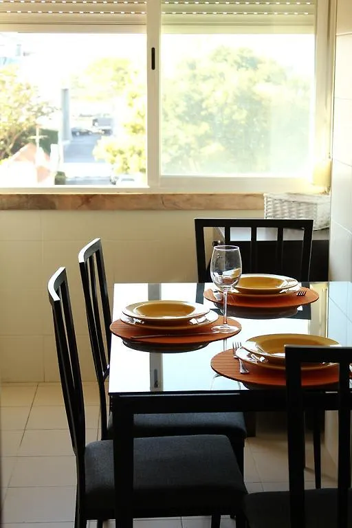 Sun House Belem - Free Parking And View Tower Apartment Lisbon 0*,  Portugal